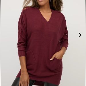 NWT Burgundy Two-Pocket Cocoon Tunic Sweater by NY&Co; women’s L